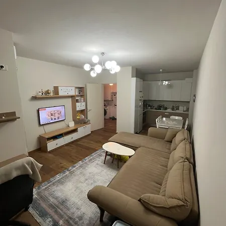 Tek Kompleksi Vind Appartement Tirana