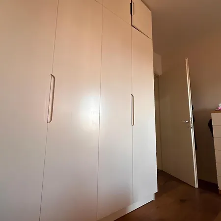 Tek Kompleksi Vind Tirana