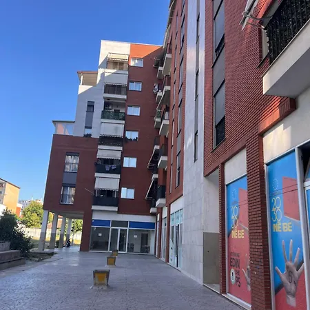 Tek Kompleksi Vind * Tirana
