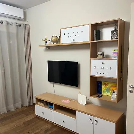 Tek Kompleksi Vind Appartement Tirana